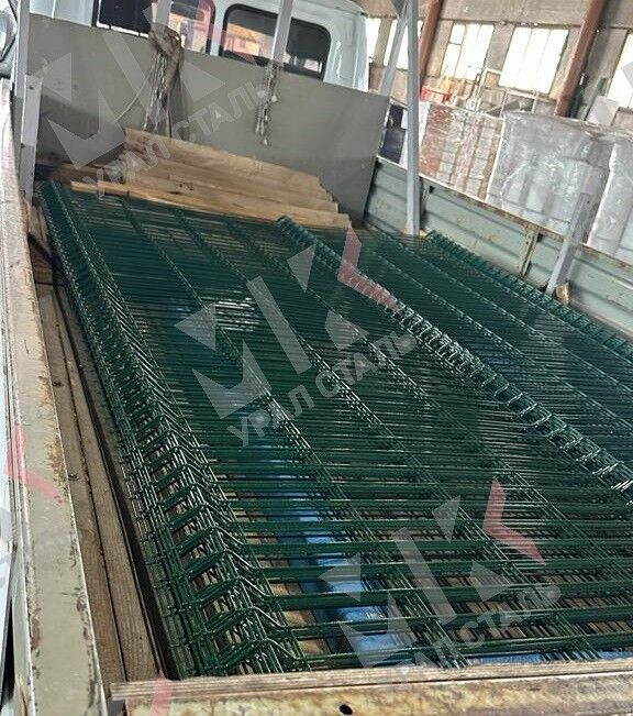 3D-Панели ограждения 3000х2500х5 секция RAL 6005 в Уфе